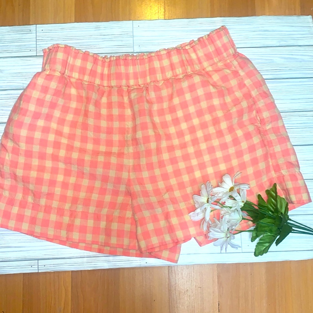 Women's Pink Gingham Elastic Waist Shorts